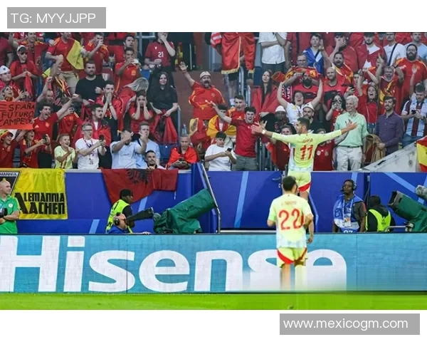 西班牙队闯入欧洲杯半决赛，实力展现